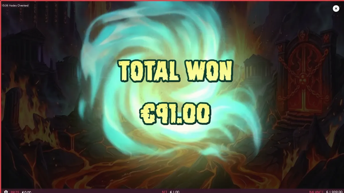 Tampilan antarmuka slot Hades Overlord pada perangkat seluler dengan latar belakang dunia bawah tanah yang gelap.